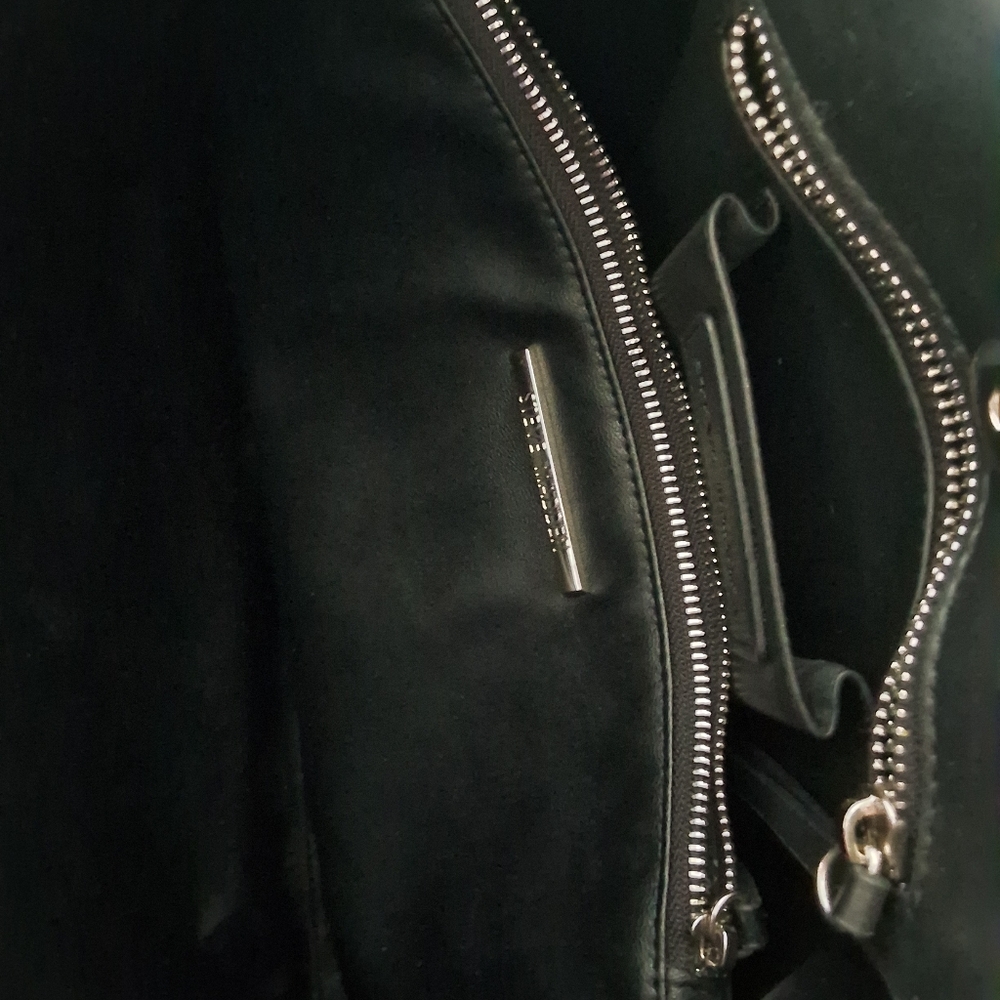 Steve Madden Black Tote Excellent Condition - Picture 5 of 6
